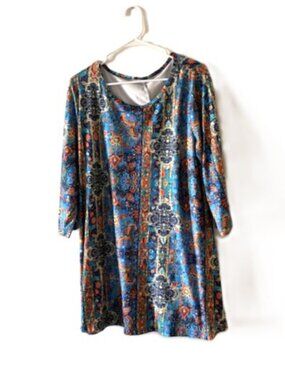 Zeagoo Long LIghtweight Tunic with Paisley Design and 3/4 Sleeves